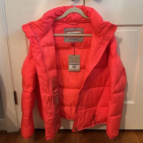 Hunter Women’s Original Puffer Jacket, size L, Hyper Pink NWT - Picture 3 of 13